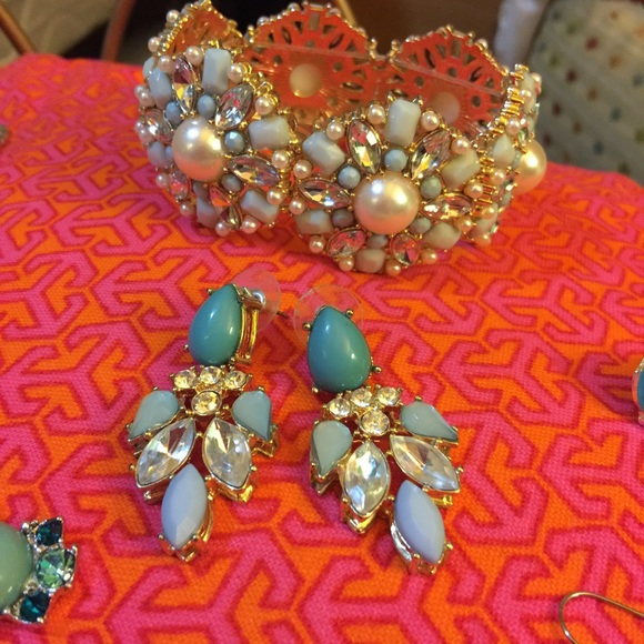 Turquoise bling bundle. - Picture 3 of 4