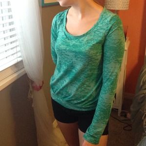 Long sleeve top