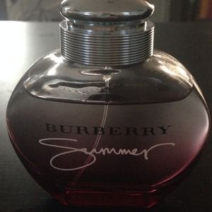 Burberry Summer. 🚫SOLD