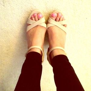 Akira Chicago Nude Wedges