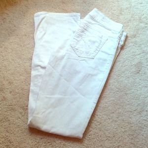 NWOT. White silver brand jeans!