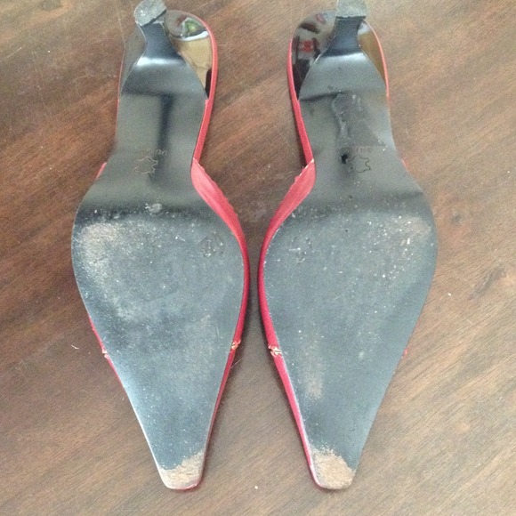 BCBG Maxazria Red Leather Slip On Heels sz 9B - Picture 4 of 4