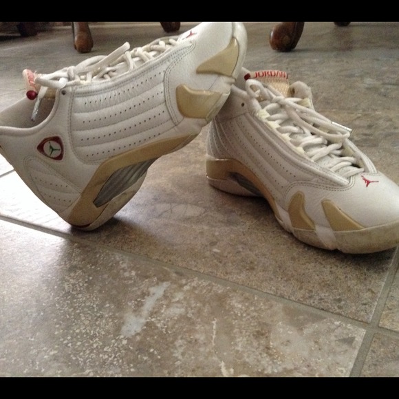 SALE: Authentic Retro Jordan 1⃣4⃣s XIV. 💯 - Picture 3 of 4