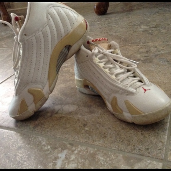 SALE: Authentic Retro Jordan 1⃣4⃣s XIV. 💯 - Picture 4 of 4