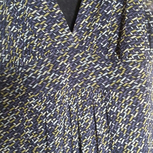 SOLDBUNDLENew York & Company Top - Picture 3 of 4