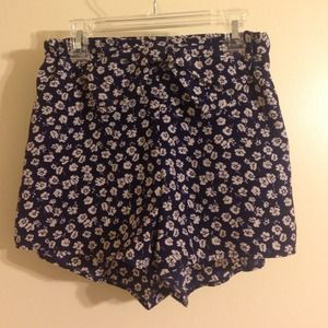 Charlotte Russe Flower Print Short