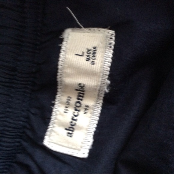 Abercrombie & Fitch ruffle skirt.❤️💙 - Picture 3 of 3