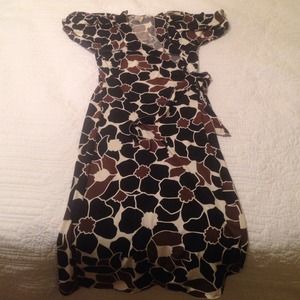 Max Studios Knee length flower print wrap dress