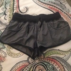 Lululemon lined running shorts