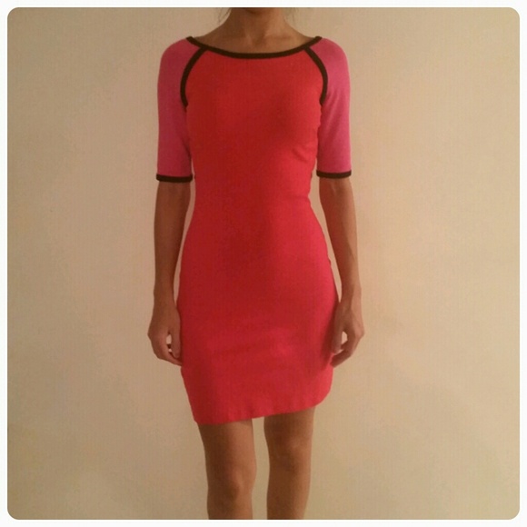 I'm selling a juicy couture dress.