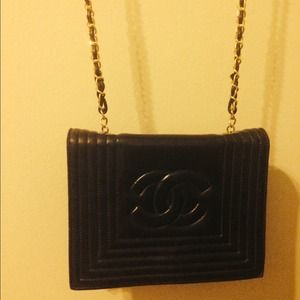 Vintage chanel crossbody