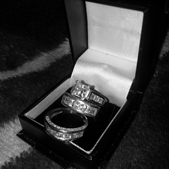 Sterling silver ring cz set