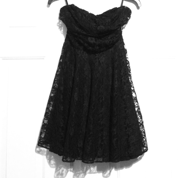Express strapless lace dress