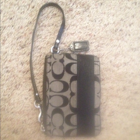 Authentic Coach Wristlet