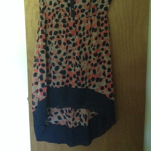 Patterned high low dress - Picture 2 of 2