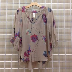 Boutique 3/4 sleeve top