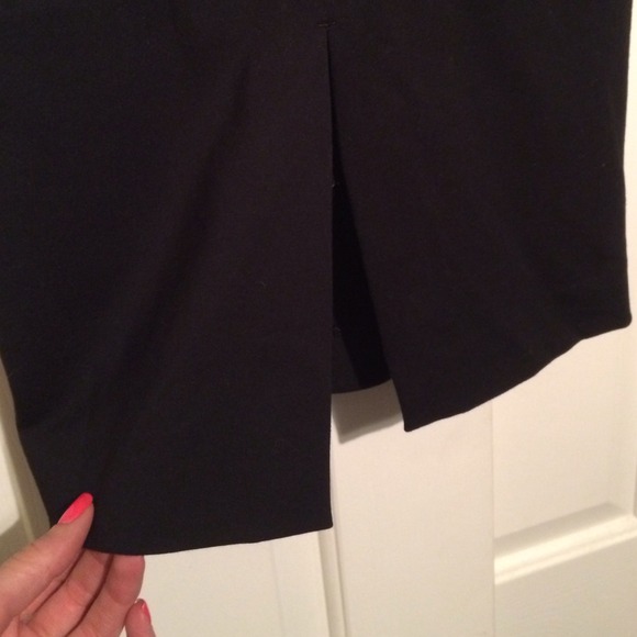 Express high waist bandage midi skirt. - Picture 2 of 4