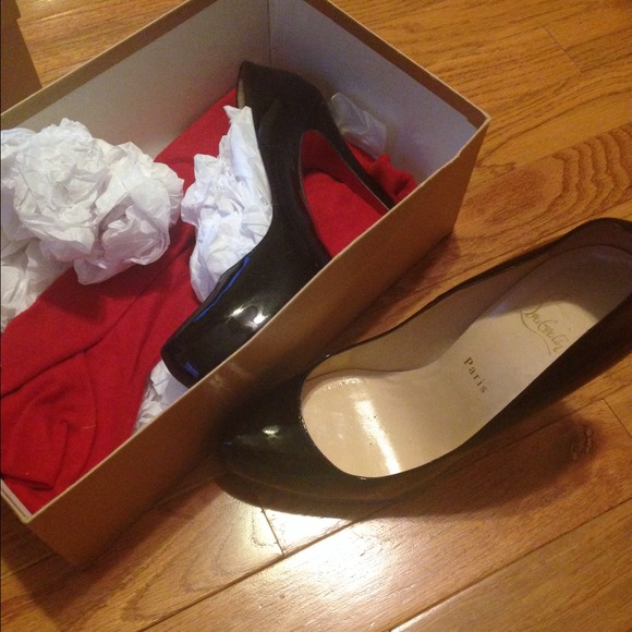 AUTHENTIC Christian Louboutin Rolando!