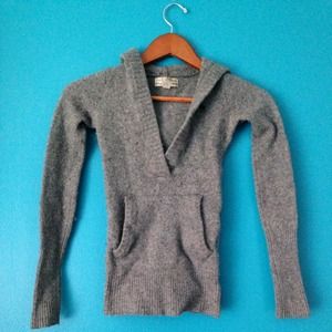 🚫SOLD🚫 A&F Sweater