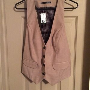 Vest ✖️SOLD✖️