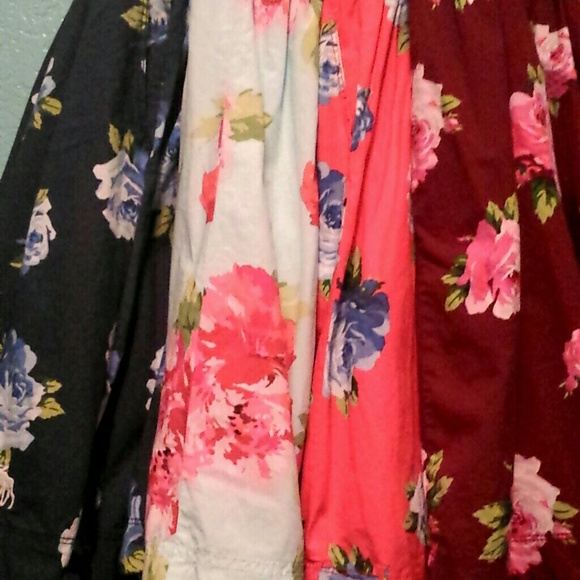 NWOT! Abercrombie & Fitch floral dresses fits M-XL - Picture 2 of 4