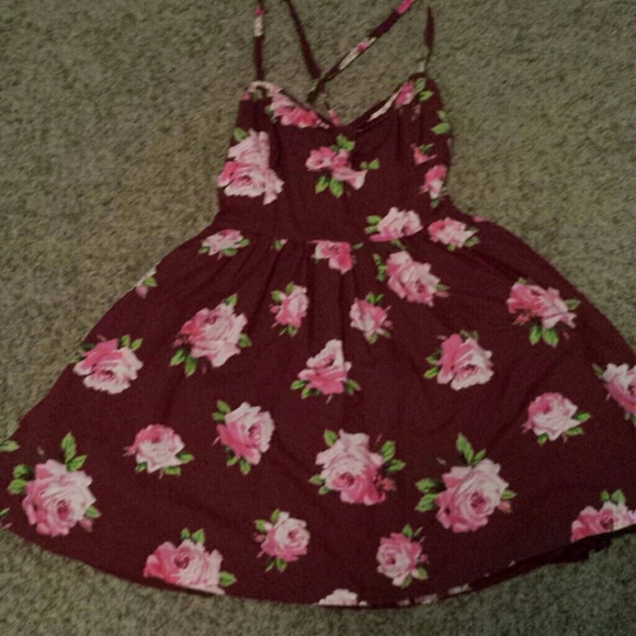 NWOT! Abercrombie & Fitch floral dresses fits M-XL - Picture 4 of 4