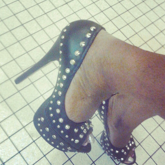 Sold Black Shoes with studs on them - Picture 1 of 1