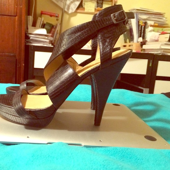 👠👠BUNDLE PAIR. Nine West open toe👠👠