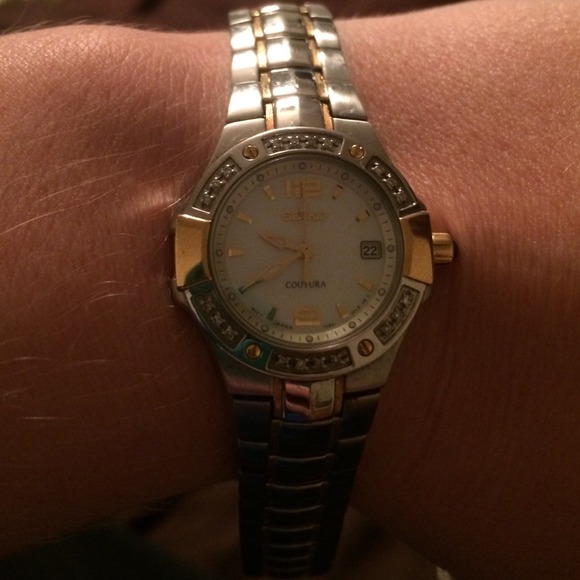 seiko Jewelry - Reduced! Gold and silver women's Seiko watch