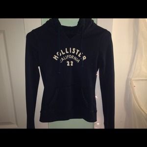 Hollister navy blue sweatshirt