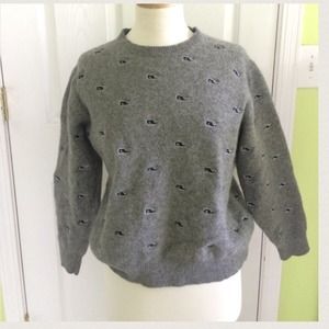 Vineyard Vines sweater