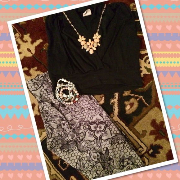 Buckle crop top