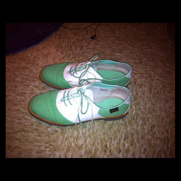 Bass mint green oxfords . Size 9.5 ! Worn 3x