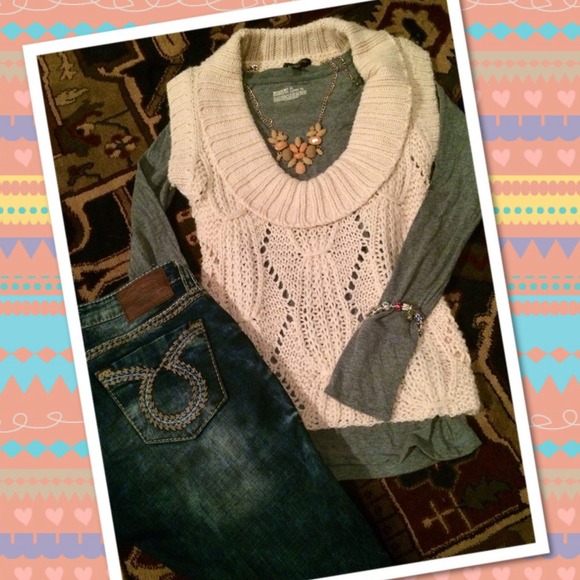 Bebe Sweater