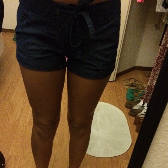 Dark denim shorts - Picture 4 of 4