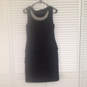 Little Black Dress, pearl detail necklace