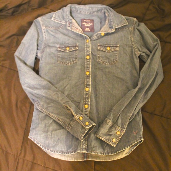 American Eagle Outfitters Denim Button-Up