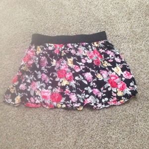 Floral circle skirt, stretchy waist. Pink!