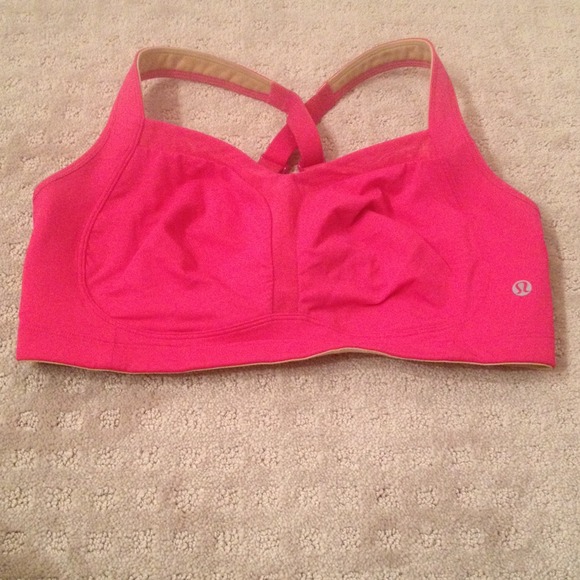 Lulu lemon sports bra