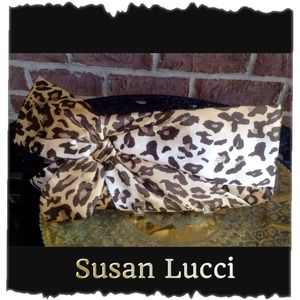 Classy Clutch by Susan Lucci  NWOT