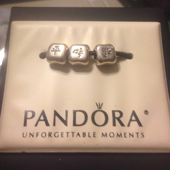 Authentic asian pandora letters. Set of 3