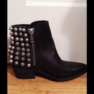JEFFREY CAMPBELL BOOTS NWT