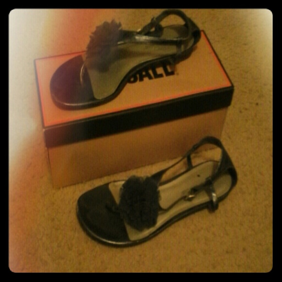 Navy blue flower Sandals