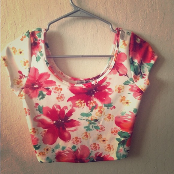 Floral crop top