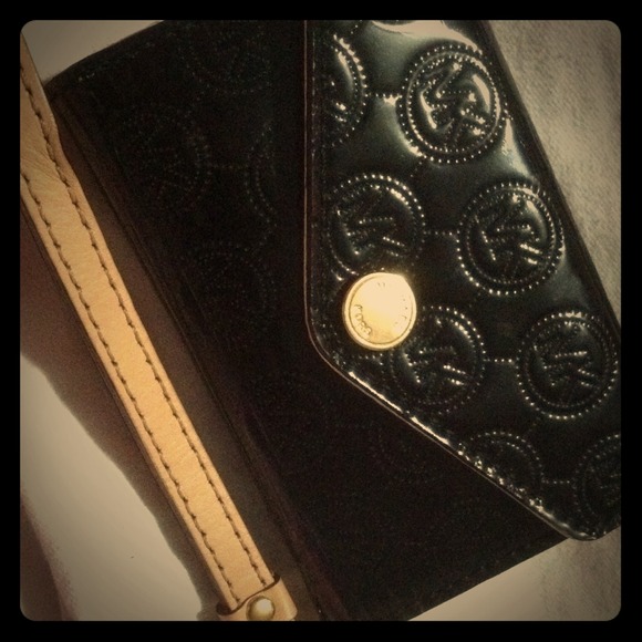 Reserved!! Michael kors iphone holder/wallet
