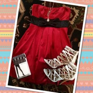 Red dress perfect for Christmas ❤️