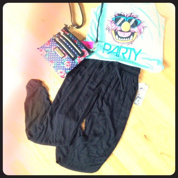 Rewash Pants - S Black 4 pocket black pants.
