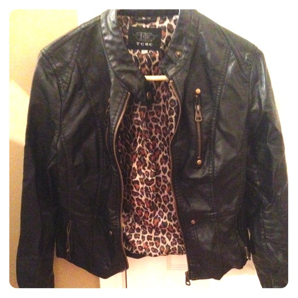 SOLD: VGUC moto-style jacket