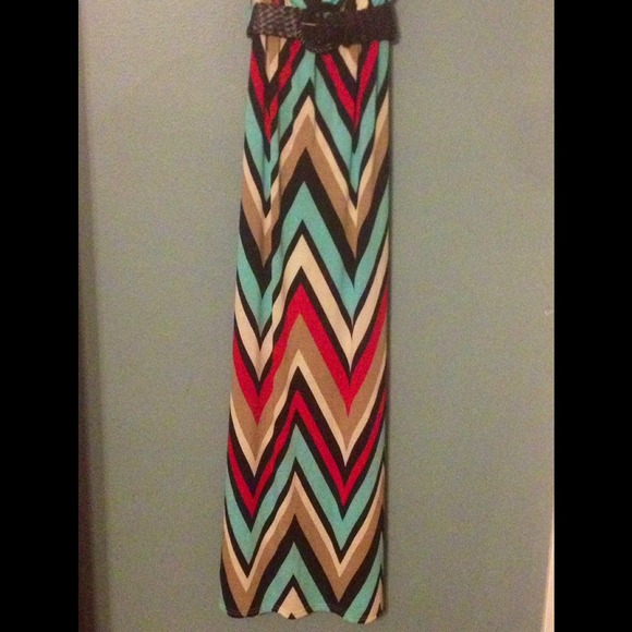 Strapless Chevron Dress - Picture 2 of 2