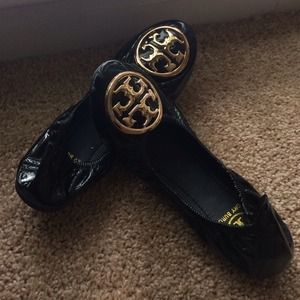Tory burch shoes/ color: black /no shoebox